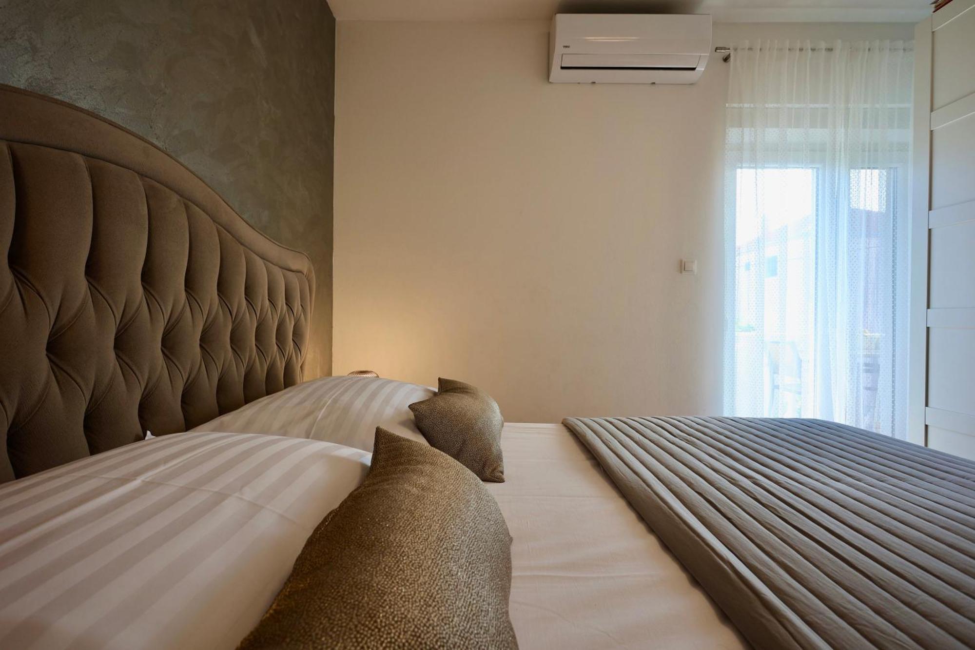 Holiday Home Tia Split Zewnętrze zdjęcie