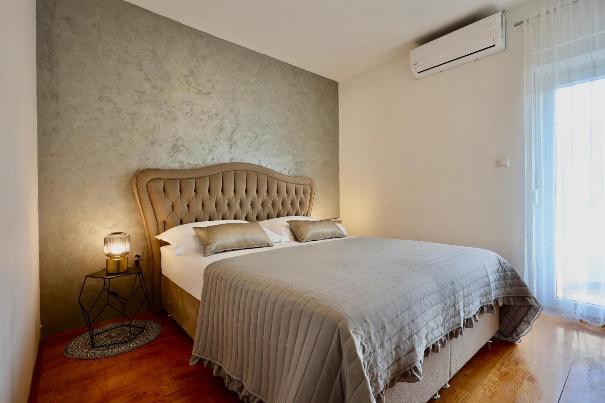 Holiday Home Tia Split Zewnętrze zdjęcie